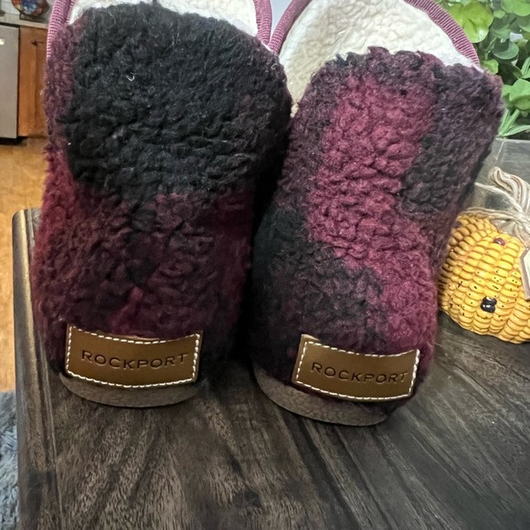 Rockport NWT Women's Veda Slipper Boot - Picture 9 of 16